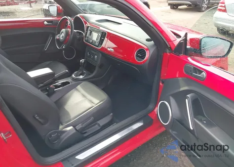 2012 Volkswagen Beetle 2.5L from USA, damaged, VIN 3VWJP7AT1CM660225